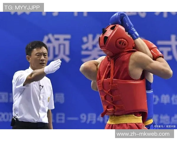 摔跤与拳击的对决谁能称霸竞技场探讨两者的技巧与魅力